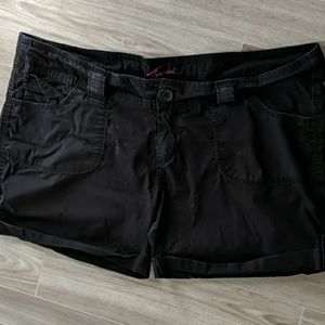 Torrid size 12 black light stretchy shorts